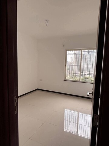 Room in 3 BHK Apartment at Casa Imperia, Wakad – for Rent