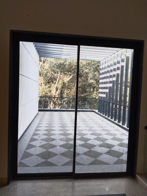 Room in 5 BHK Independent House at Vasant Kunj – for Sale