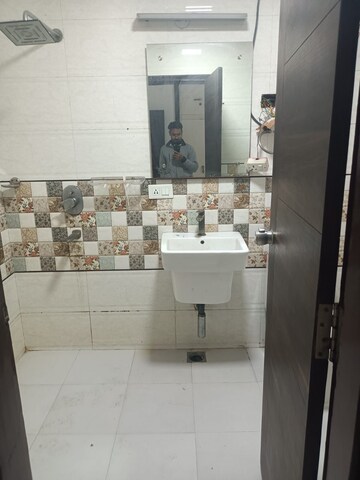 Bathroom in 3 BHK Apartment at Ip Extension – for Rent