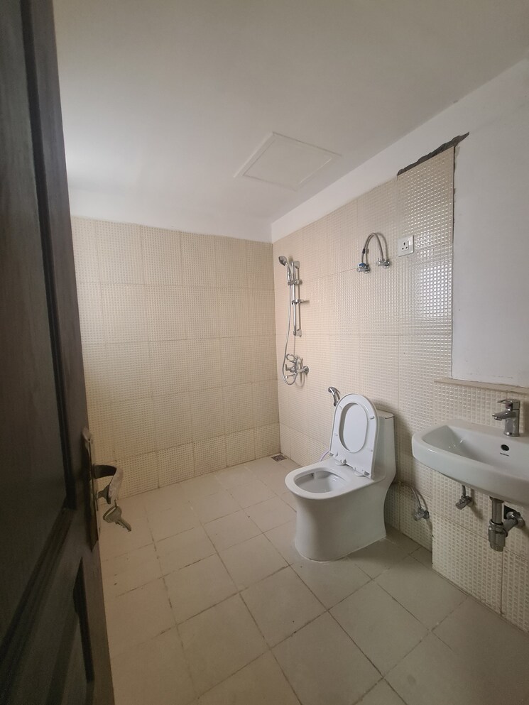 Bathroom, 3c-orris-greenopolis 3.5 Bedroom 1975 Sq.Ft. Apartment In Sector 89 Gurgaon 9570109