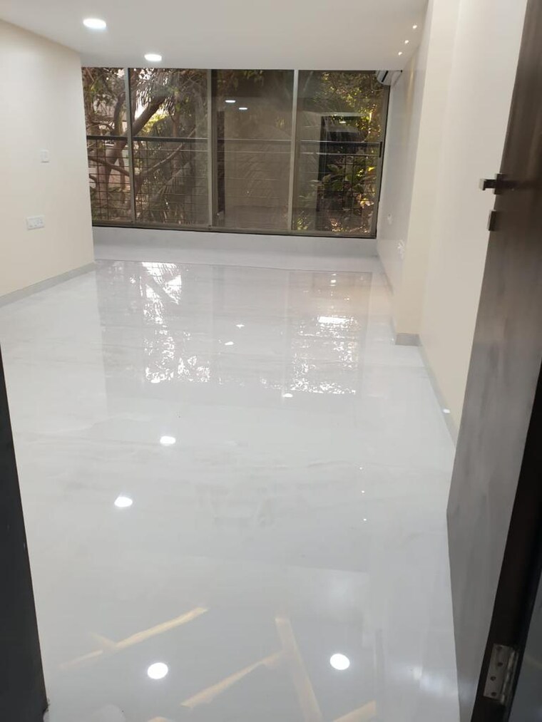 Room, santacruz west 4 Bedroom 1480 Sq.Ft. Apartment In Santacruz West Mumbai 9570113