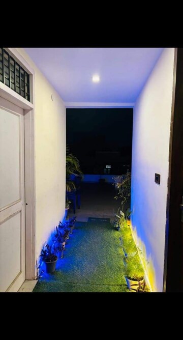 Building Lobby in 1 BHK Builder Floor at Malviya Nagar – for Rent