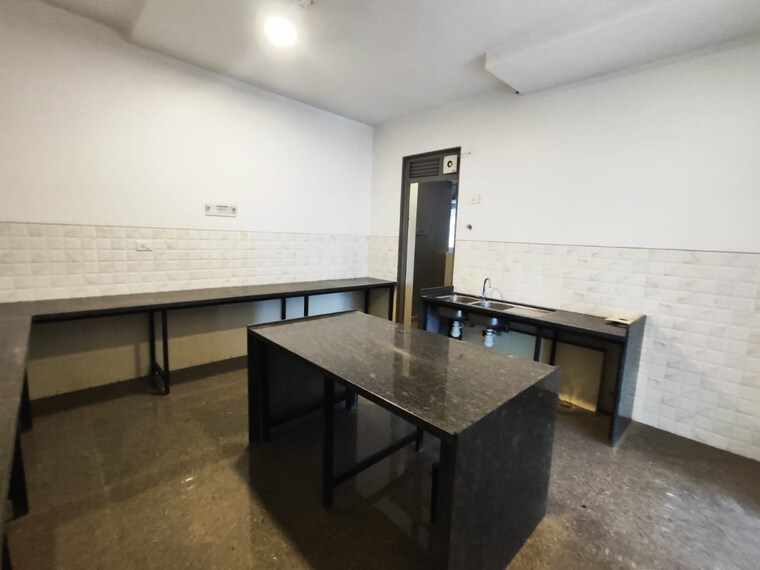 Kitchen, kalpataru-immensa 4 Bedroom 1750 Sq.Ft. Apartment In Kolshet Road Thane 9570129