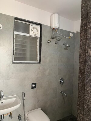 Bathroom in 3 BHK Apartment at Supreme Estia Phase 1, Baner – for Sale