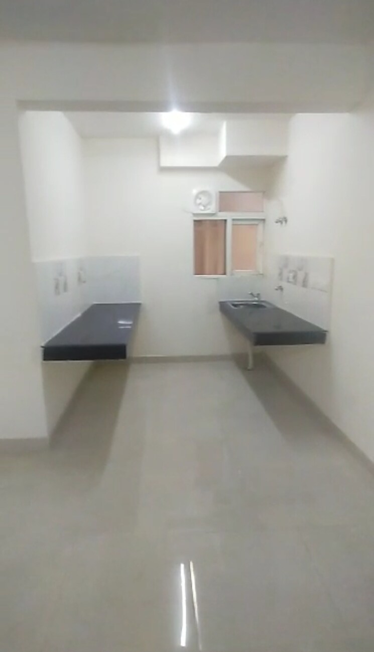 Kitchen, signature-roselia-phase-2 2 Bedroom 671 Sq.Ft. Apartment In Sector 95a Gurgaon 9570144