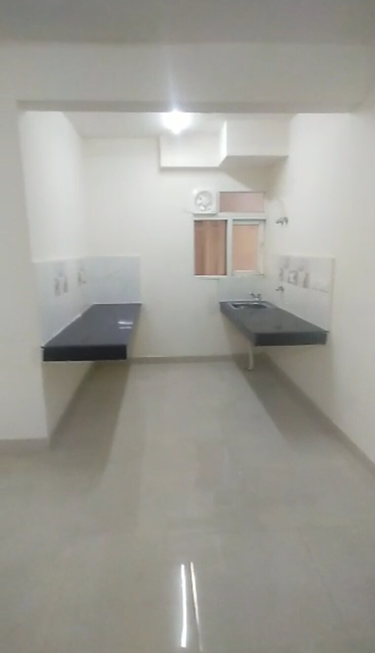 Kitchen, signature-roselia-phase-2 2 Bedroom 671 Sq.Ft. Apartment In Sector 95a Gurgaon 9570144