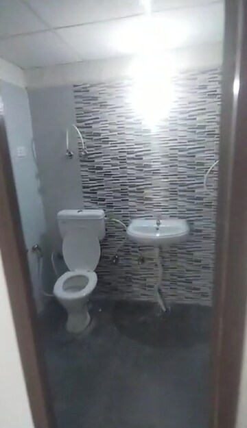 Bathroom in 2 BHK Apartment at Signature Roselia Phase 2, Sector 95a – for Rent