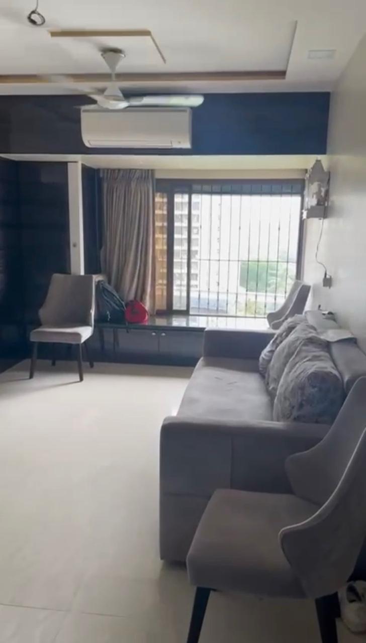 1 BHK Apartment For Rent in HDIL Dheeraj Kiran