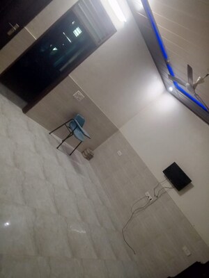 2 BHK Builder Floor For Rent in Noble Enclave