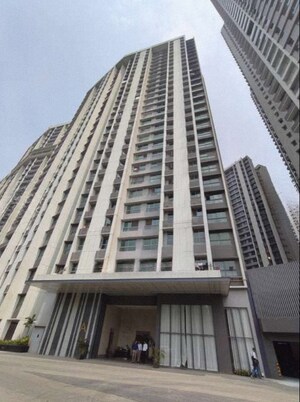 2 BHK Apartment For Rent in Kalpataru Immensa, Kolshet Road