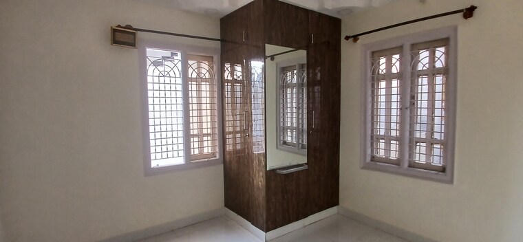 Room, rt nagar 2 Bedroom 1000 Sq.Ft. Apartment In Rt Nagar Bangalore 9570170
