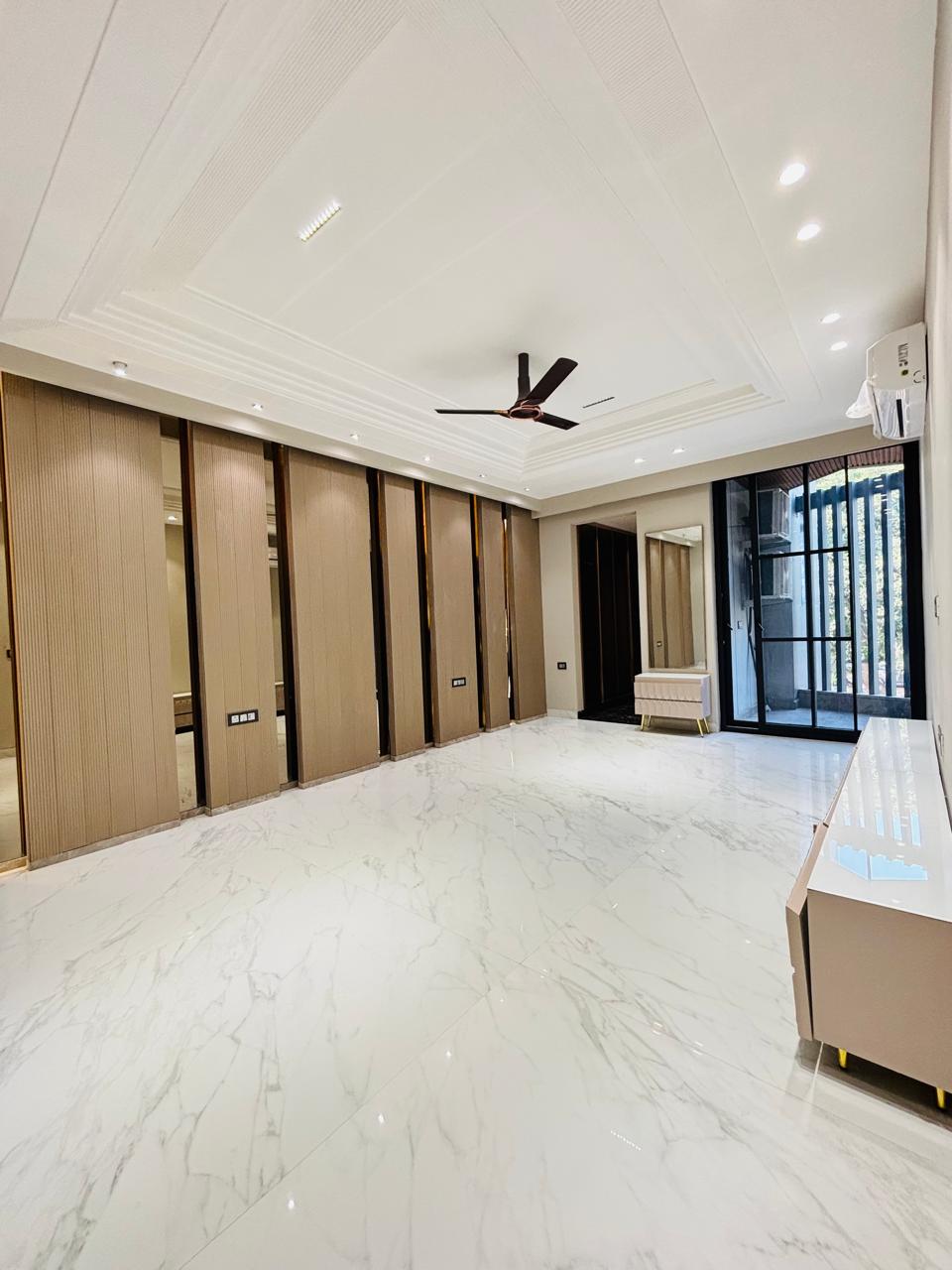 3 BHK 180 Sq.Ft. Builder Floor in Anant Raj Ashok Estate