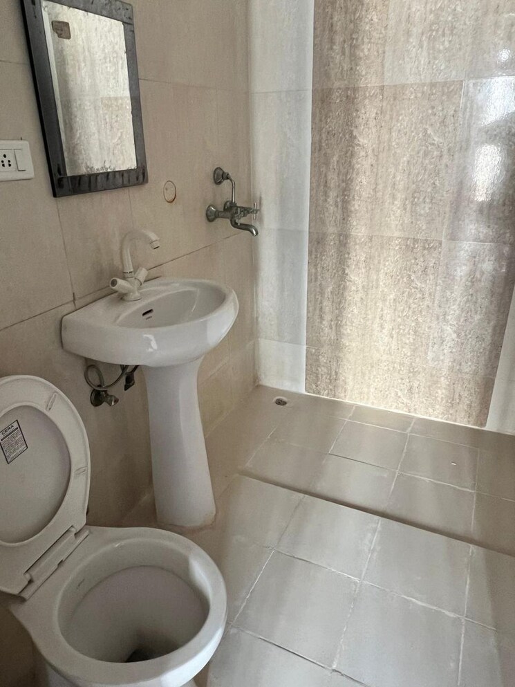 Bathroom, antriksh-golf-view 2 Bedroom 1140 Sq.Ft. Apartment In Sector 78 Noida 9570209