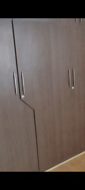 Furnished Amenities in 3 BHK Apartment at Emaar Palm Gardens, Sector 83 – for Rent