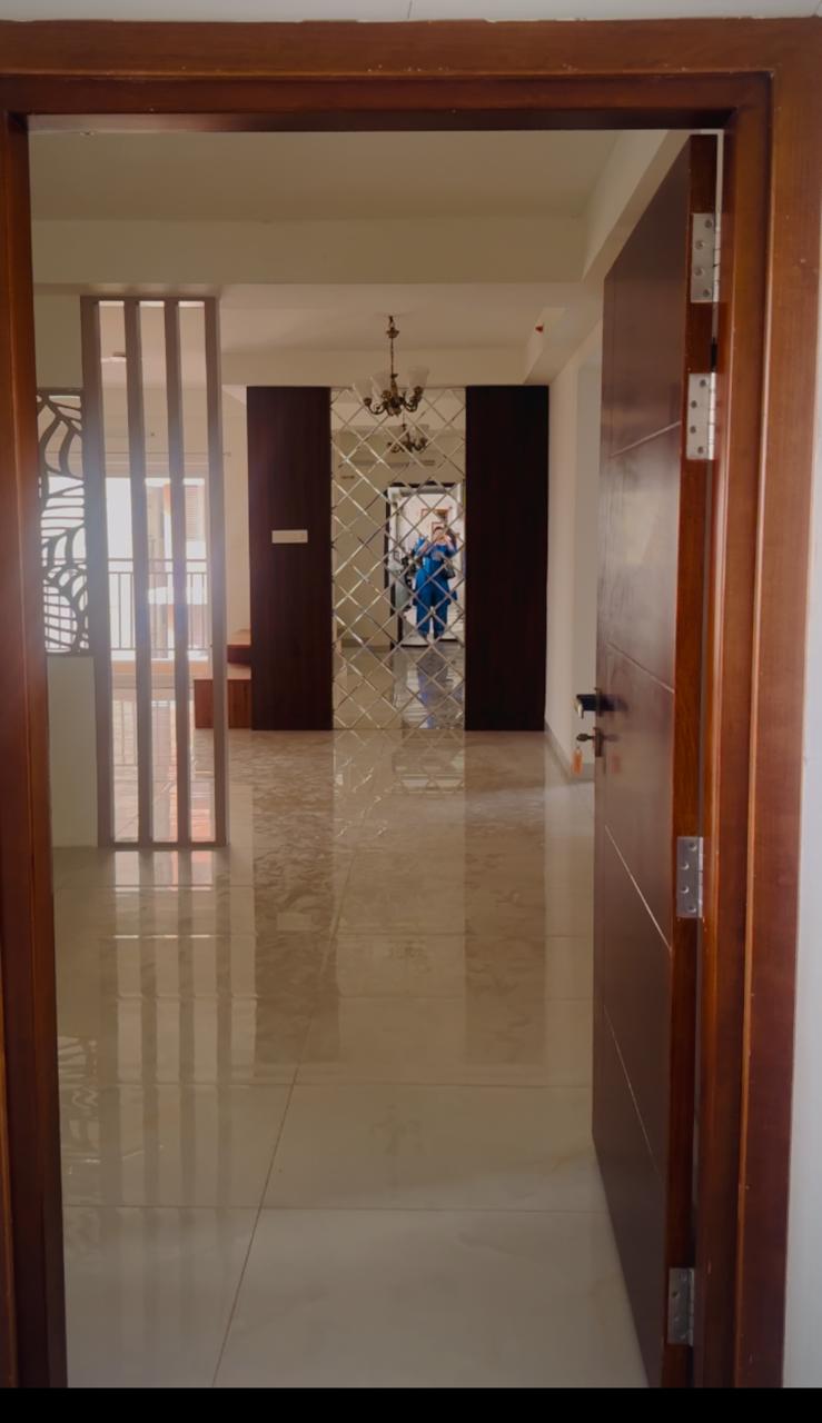 4 BHK Apartment For Rent in Poulomi Avante