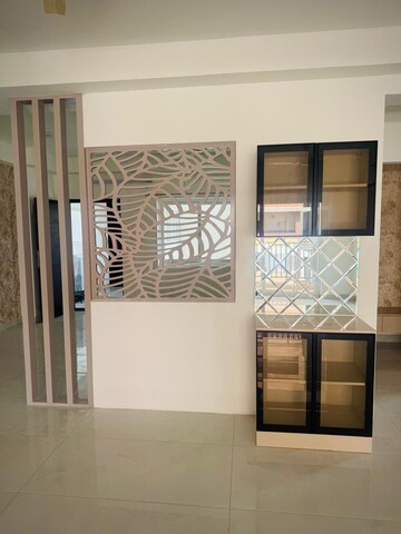 Room in 4 BHK Apartment at Poulomi Avante, Kokapet – for Rent