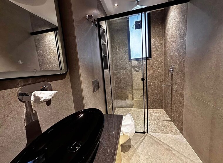 Attached Bathroom, anant-raj-ashok-estate 3 Bedroom 180 Sq.Yd. Builder Floor In Sector 63a Gurgaon 9570224