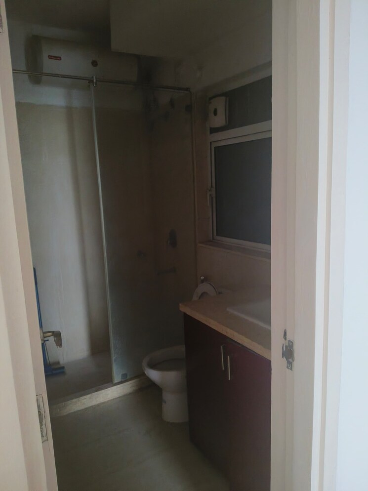 Kitchen, dlf-regal-gardens 3 Bedroom 1818 Sq.Ft. Apartment In Sector 90 Gurgaon 9570232