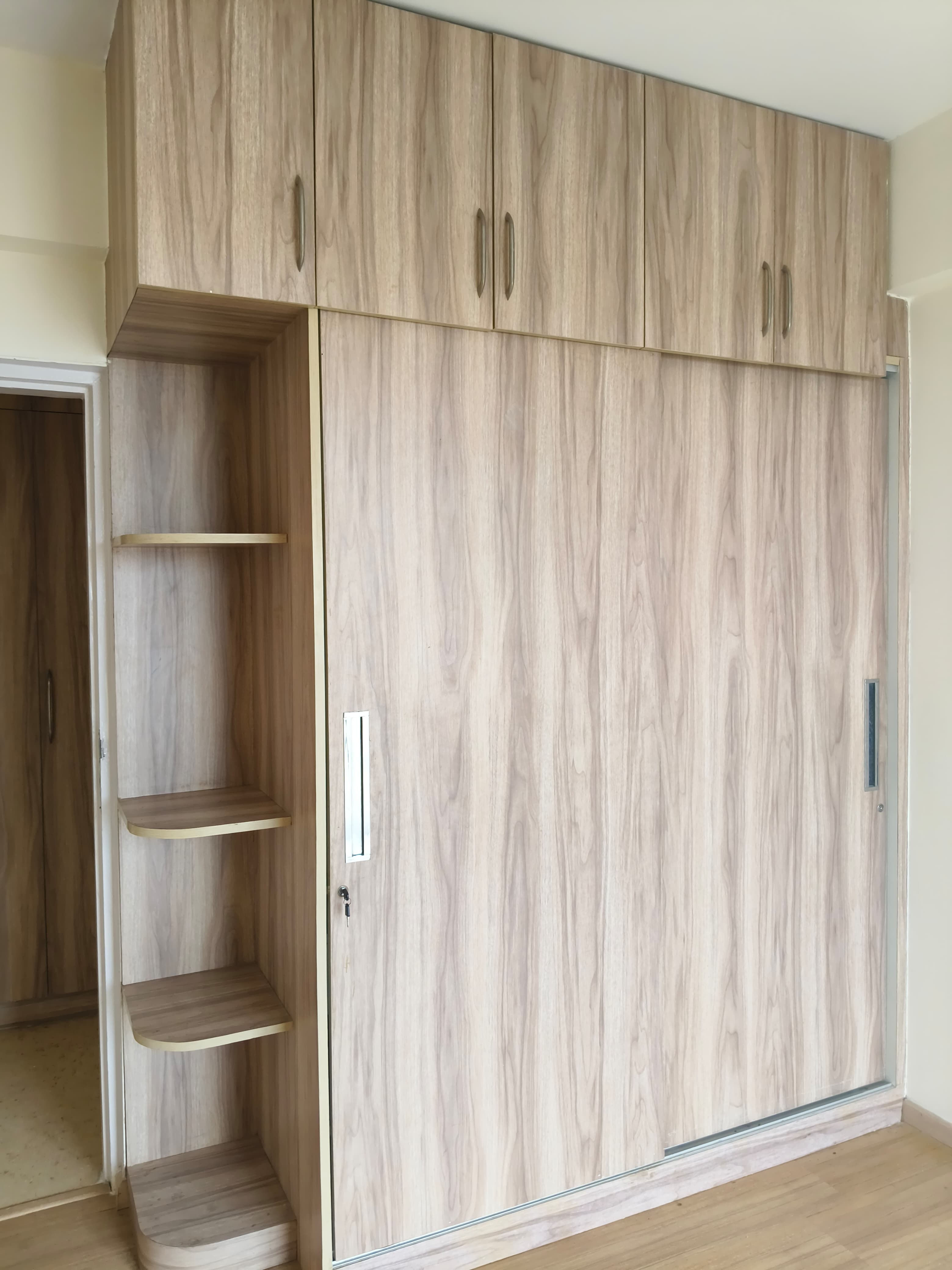 3 BHK Apartment For Rent in DLF Regal Gardens