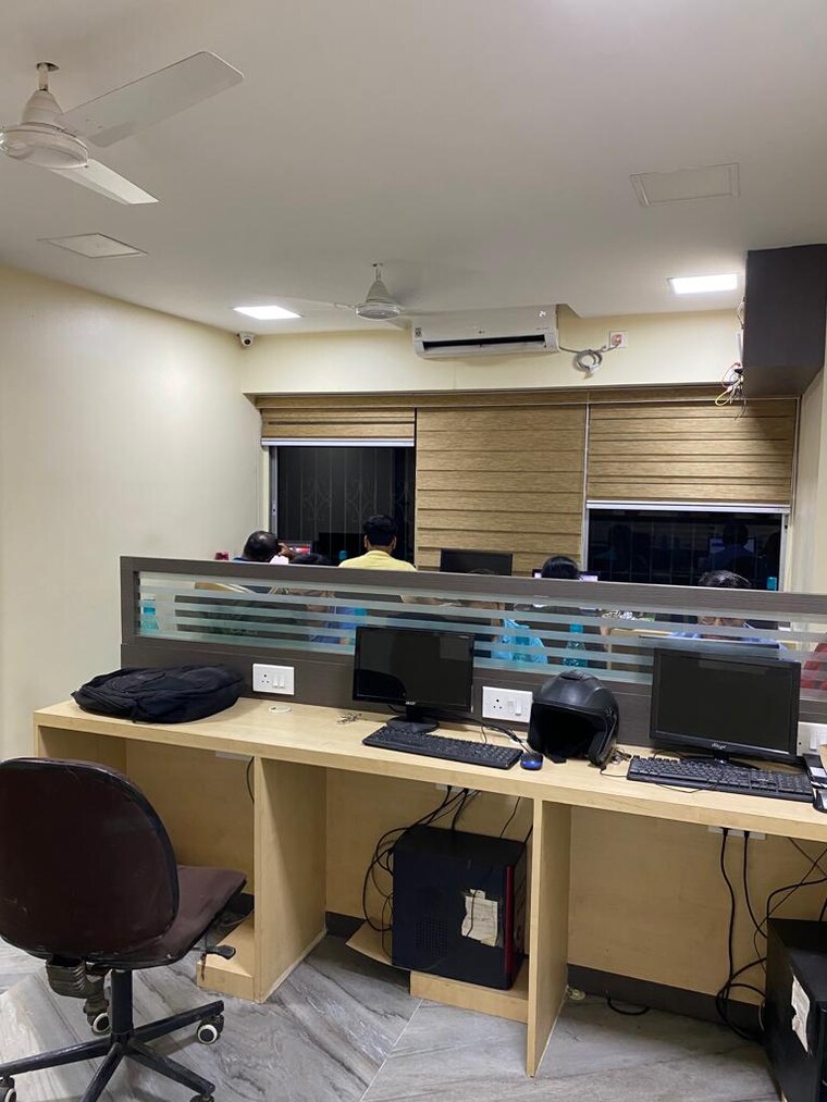 Team Area, new alipore Commercial Office Space 950 Sq.Ft. In New Alipore Kolkata 9570226