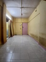 1 Rk  + Extra Room 225 Sq.Ft. Apartment in Goregaon East