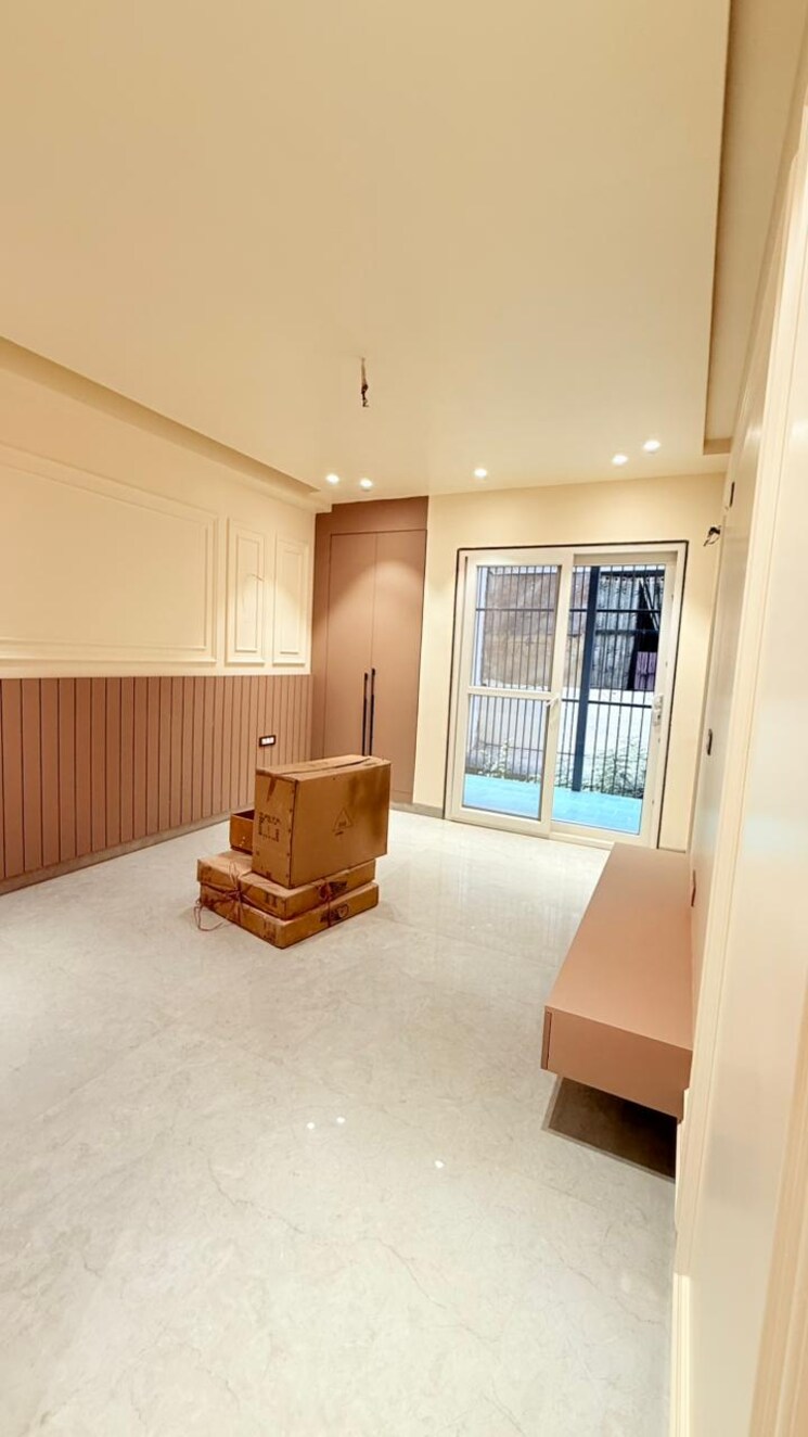 Living Room, ansal-api-esencia 4 Bedroom 350 Sq.Ft. Builder Floor In Sector 67 Gurgaon 9570259