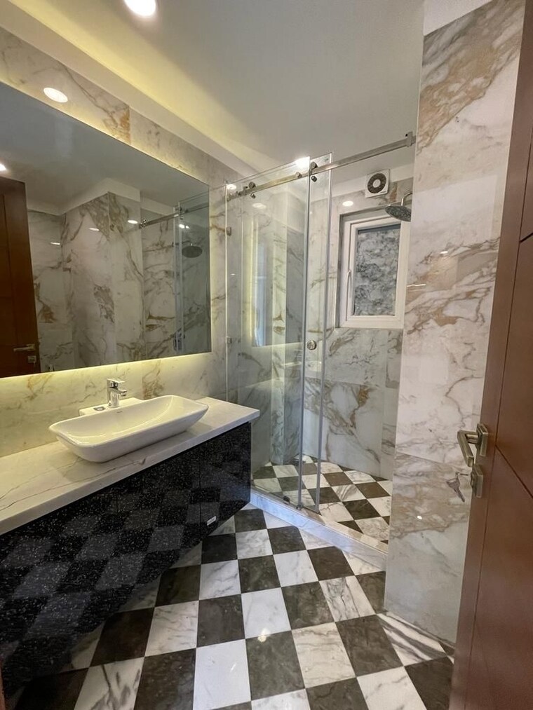 Attached Bathroom, greater kailash i 3 Bedroom 3300 Sq.Ft. Builder Floor In Greater Kailash I Delhi 9570284