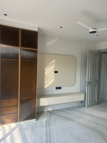 Bathroom in 4 BHK Builder Floor at Ansal Esencia - Amara Villas, Sector 67 – for Sale