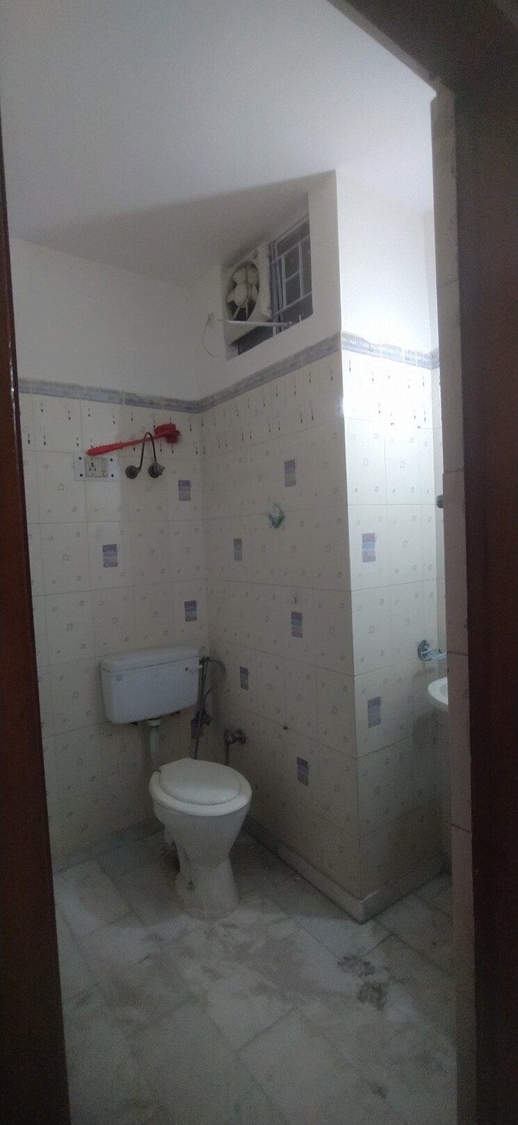 Bathroom, khirki extension 2 Bedroom 750 Sq.Ft. Builder Floor In Khirki Extension Delhi 9570285