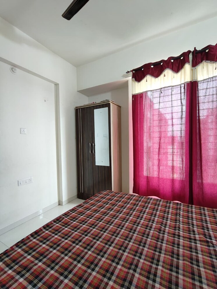 Bedroom, jhamtani-vision-ace-phase-1 1 Bedroom 377 Sq.Ft. Apartment In Tathawade Pune 9570289