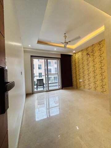 Room in 4 BHK Builder Floor at Ansal Sushant Residency, Sushant Lok Iii – for Sale