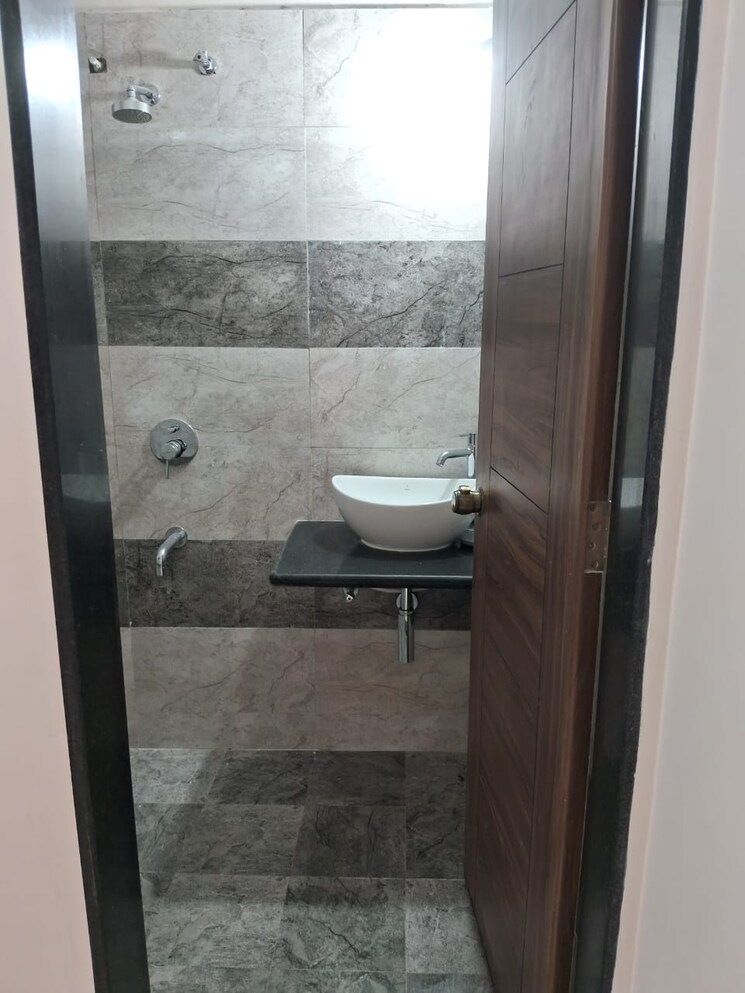 Bathroom, veddant-ganesh-bella-rossa-phase-2 2 Bedroom 732 Sq.Ft. Apartment In Punawale Pune 9570314