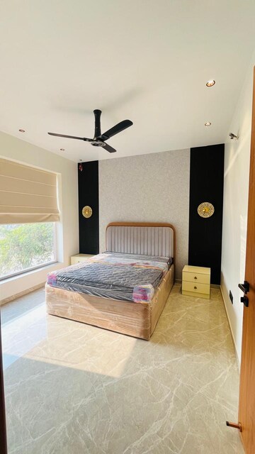 Bedroom in 3 BHK Builder Floor at BPTP Green Oaks, Sector 70a – for Sale