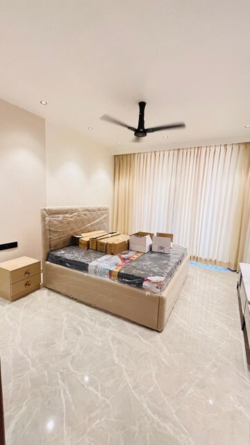 Bedroom in 3 BHK Builder Floor at BPTP Green Oaks, Sector 70a – for Sale