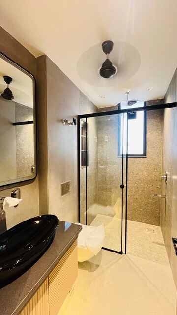 Bathroom in 3 BHK Builder Floor at BPTP Green Oaks, Sector 70a – for Sale