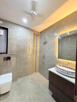 Furnished Amenities in 4 BHK Builder Floor at Mahira Bazaar 63A, Sector 63a – for Sale