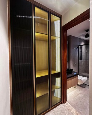 Building Lobby in 4 BHK Builder Floor at BPTP Green Oaks, Sector 70a – for Sale