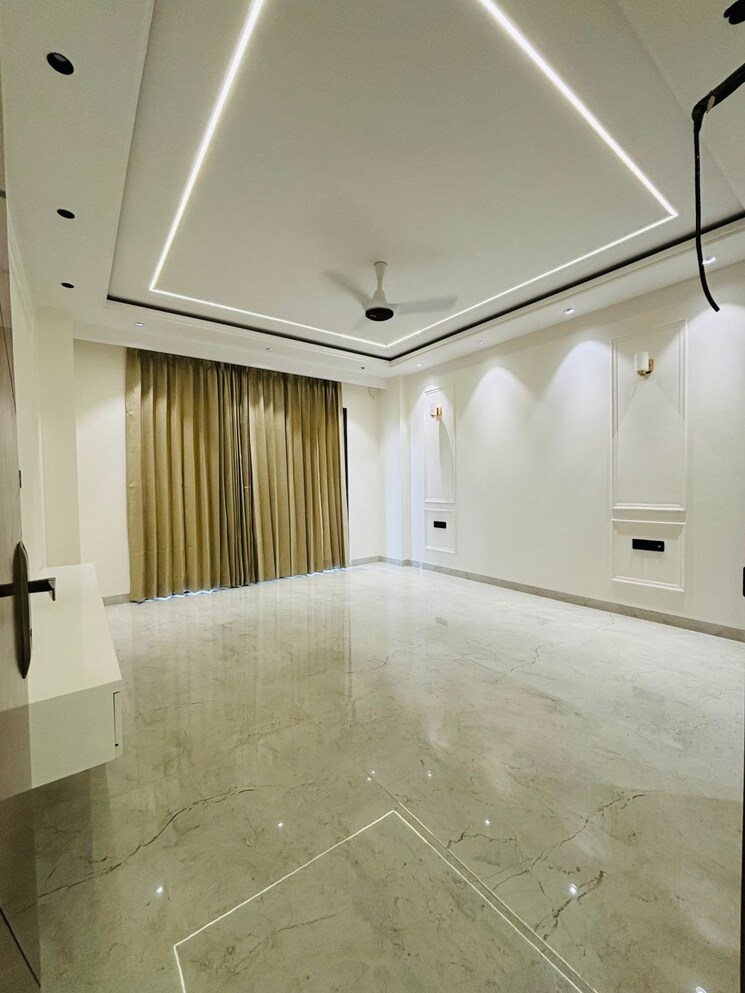 Room, ansal-esencia-amara-villas 4 Bedroom 300 Sq.Ft. Builder Floor In Sector 67 Gurgaon 9570336