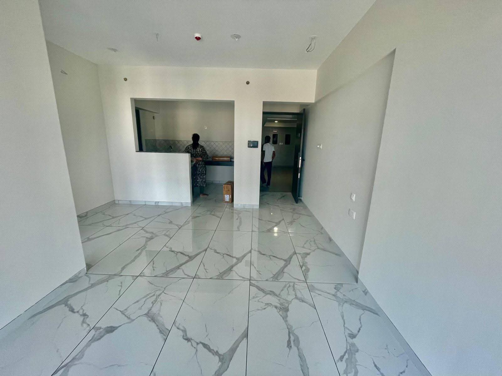 2 BHK + Servant Room Apartment For Rent in Rahul Aston