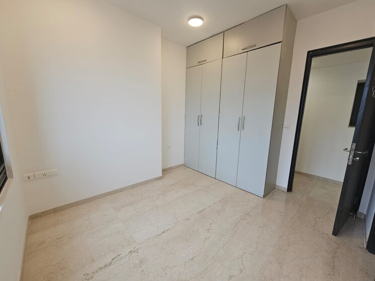 Room, lodha-the-park 2 Bedroom 857 Sq.Ft. Apartment In Worli Mumbai 9570343