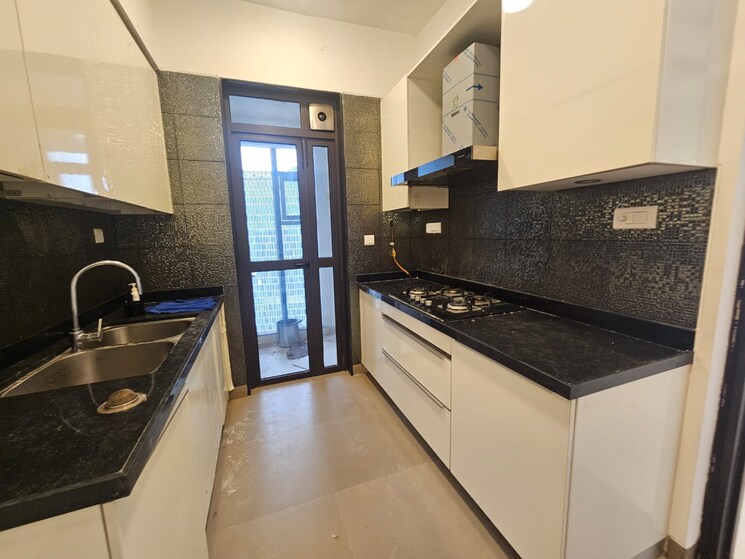 Kitchen, lodha-the-park 2 Bedroom 857 Sq.Ft. Apartment In Worli Mumbai 9570343