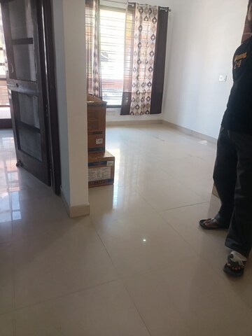 Room in 3 BHK Independent House at GMADA Eco City, North Mullanpur – for Rent