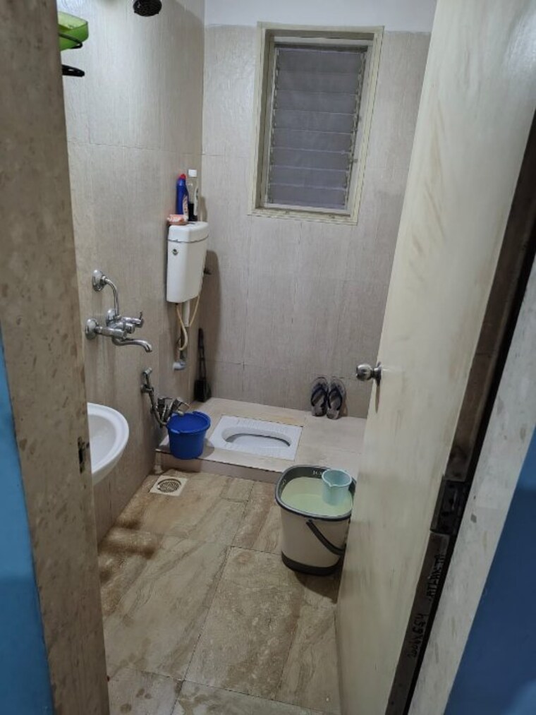 Bathroom, atlanta-enclave 1 Bedroom 760 Sq.Ft. Apartment In Shilphata Thane 9570363