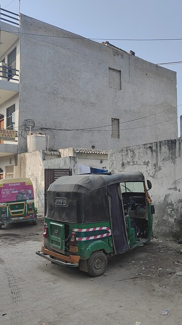  Plot For Sale in Dharam Flats, Palam Vihar Extension