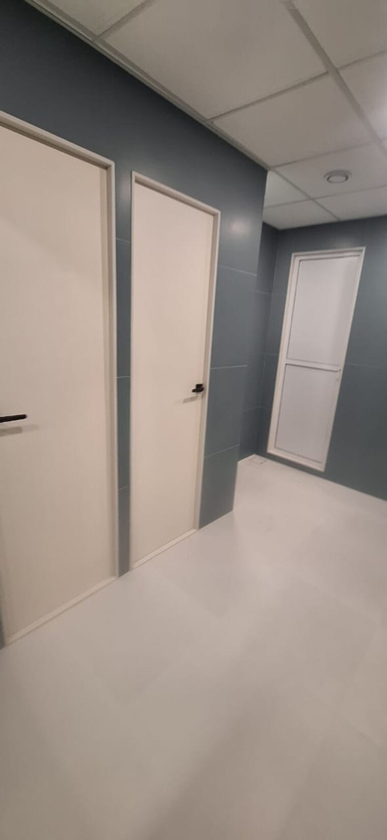 Room, piramal-mahalaxmi Commercial Office Space 1700 Sq.Ft. In Mahalaxmi Mumbai 9570377