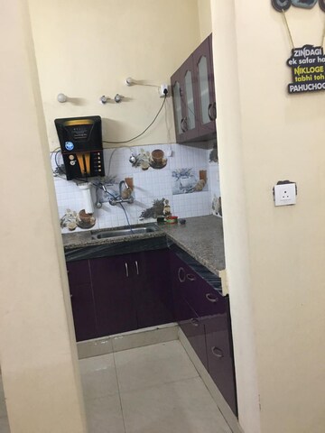 Kitchen in 1.5 BHK Builder Floor at Palam Vihar Residents Association, Palam Vihar – for Rent