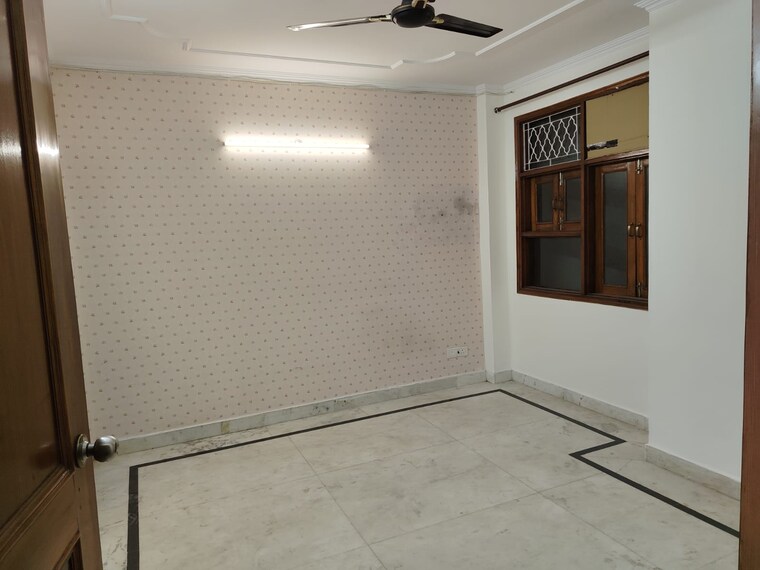 Room, gulmohar park 2 Bedroom 1200 Sq.Ft. Builder Floor In Gulmohar Park Delhi 9570399