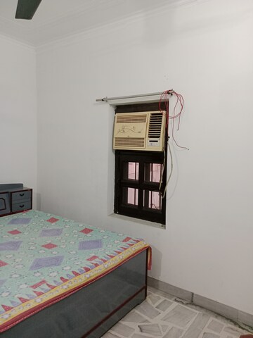 1.5 BHK Builder Floor For Rent in Sector 13