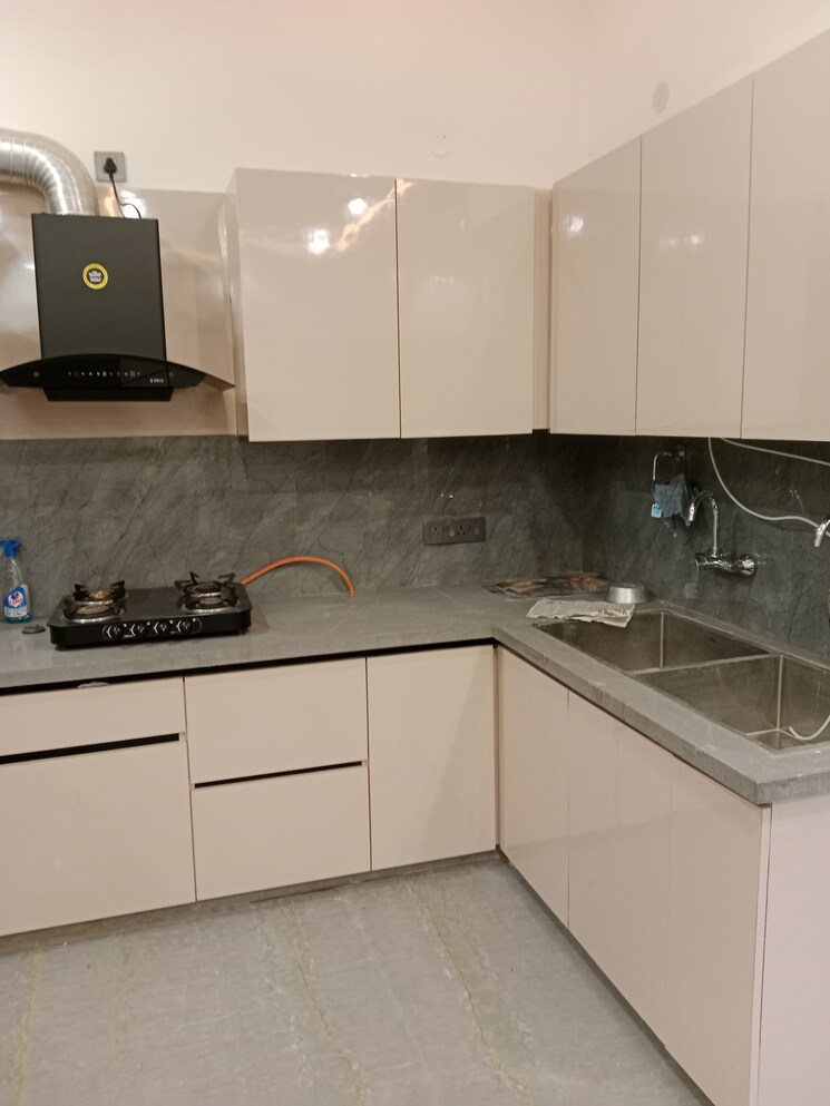 Kitchen, sector 18 2.5 Bedroom 952 Sq.Ft. Builder Floor In Sector 18 Panipat 9570439