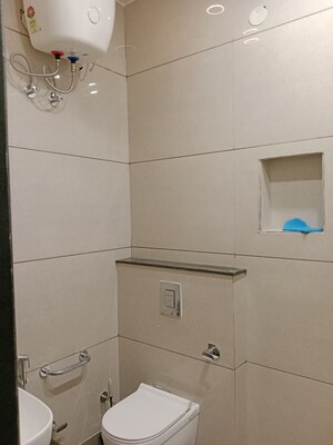 Bathroom in 2.5 BHK Builder Floor at Sector 18 – for Rent